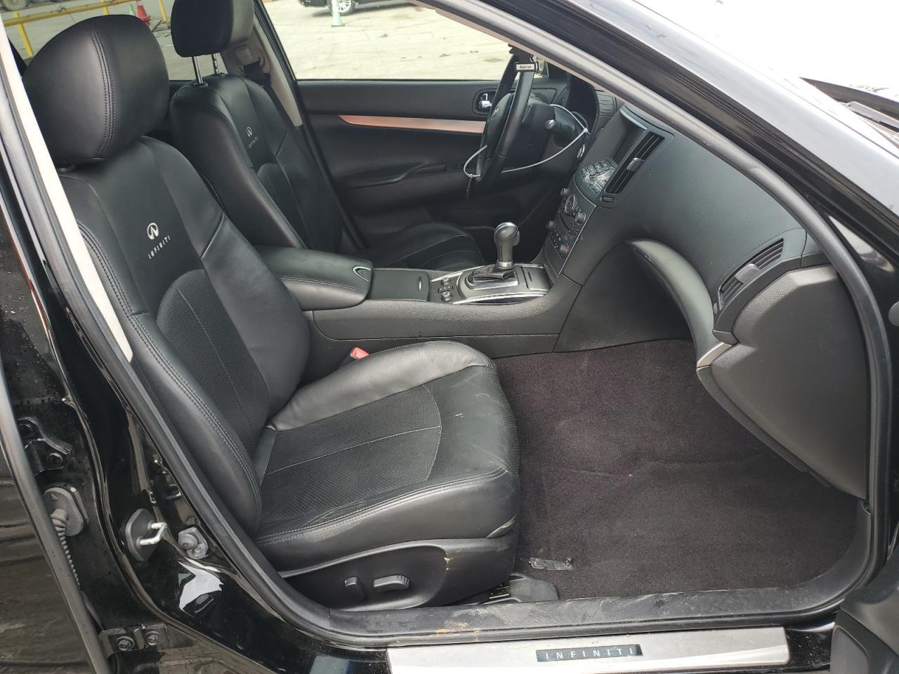 2012 INFINITI G37 - Image 7