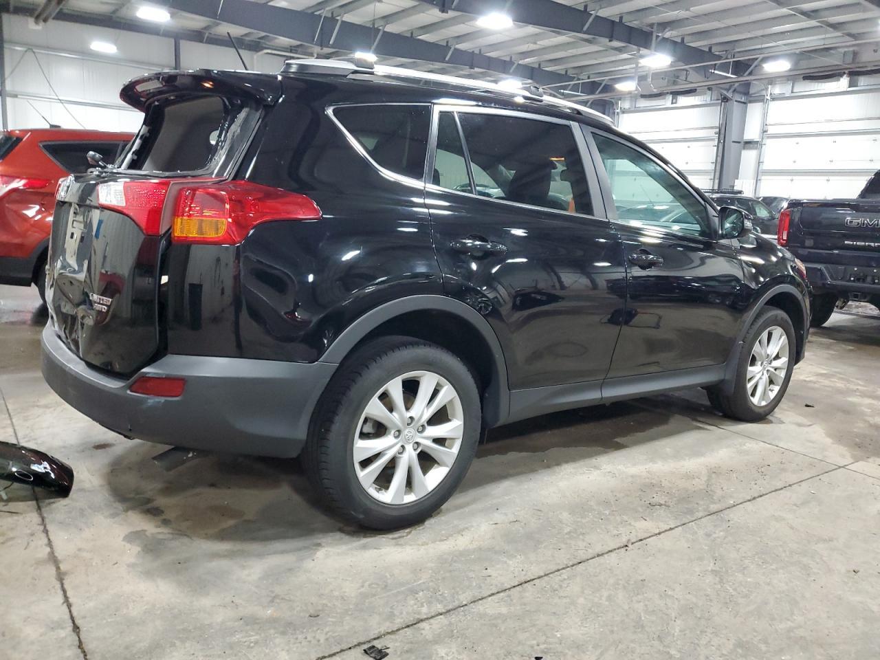 2014 TOYOTA RAV4 LIMIT - Фото 3