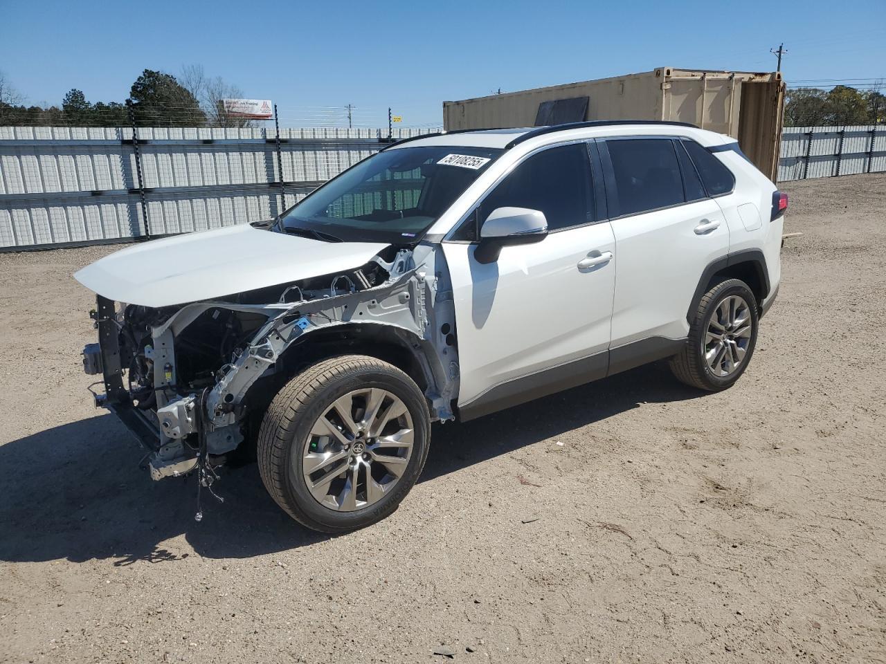 2024 TOYOTA RAV4 XLE P