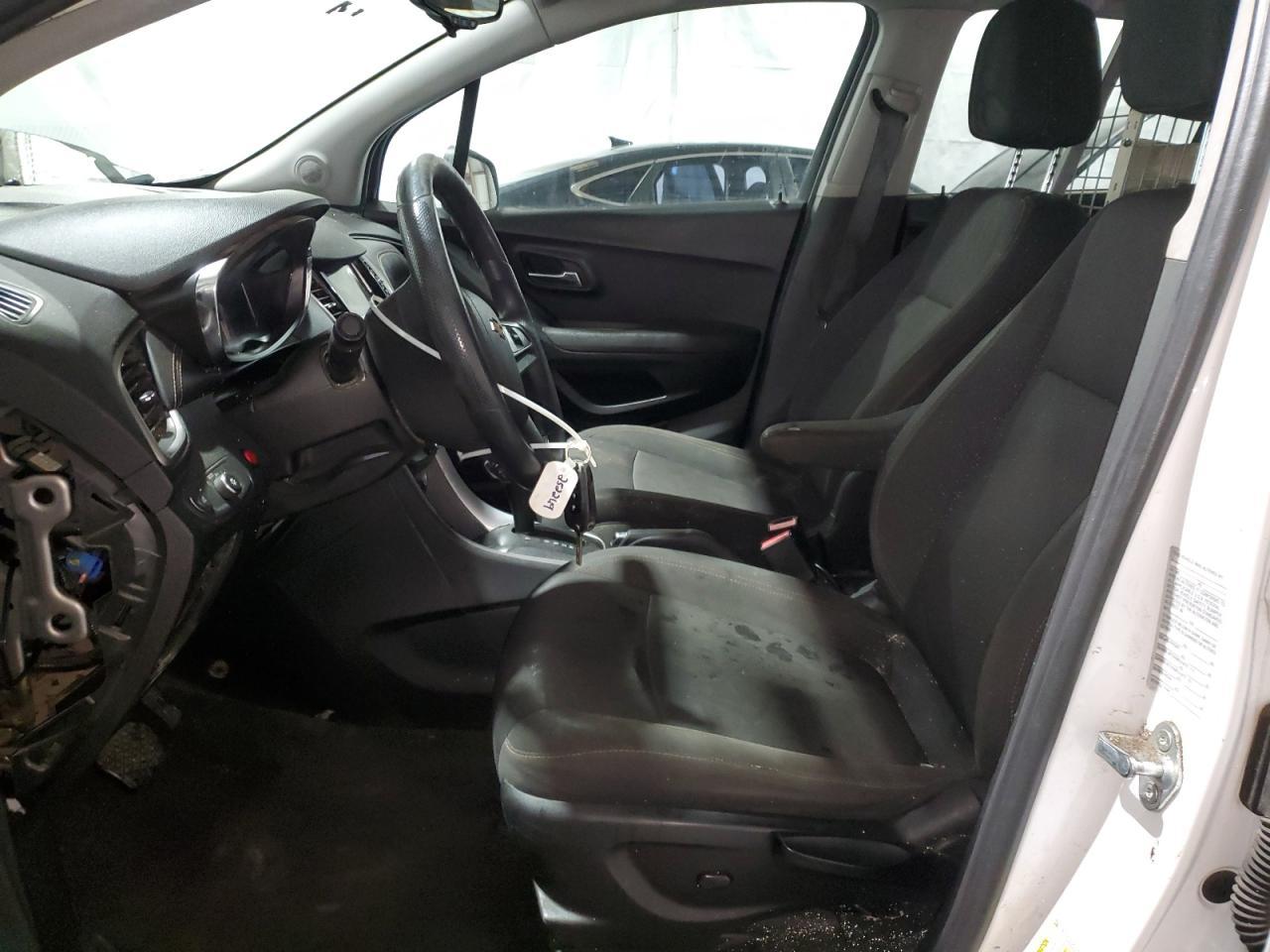 2019 CHEVROLET TRAX 1LT - Image 7