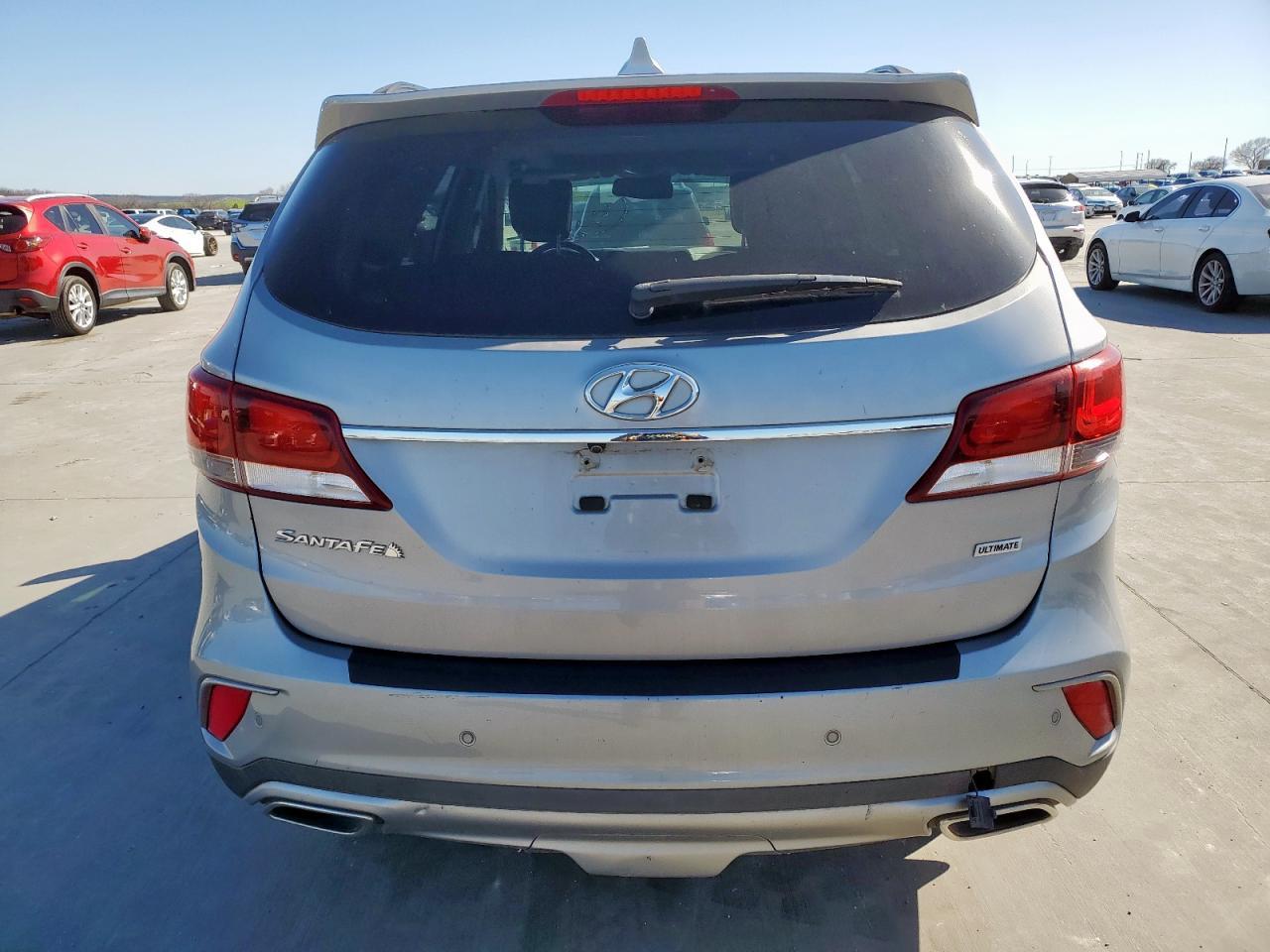 2017 HYUNDAI SANTA FE S - Image 6
