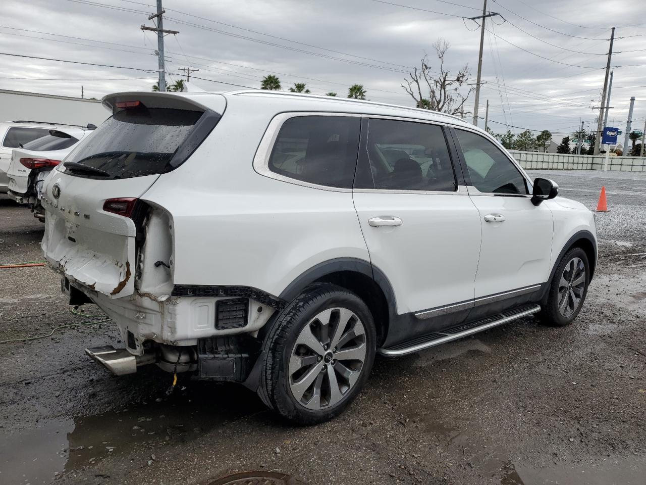 2020 KIA TELLURIDE - Image 3
