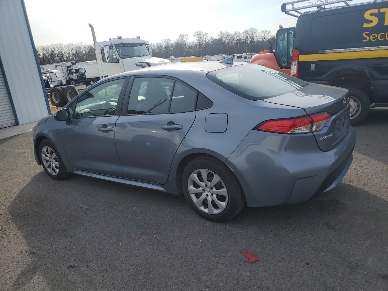 2021 TOYOTA COROLLA LE - Image 2