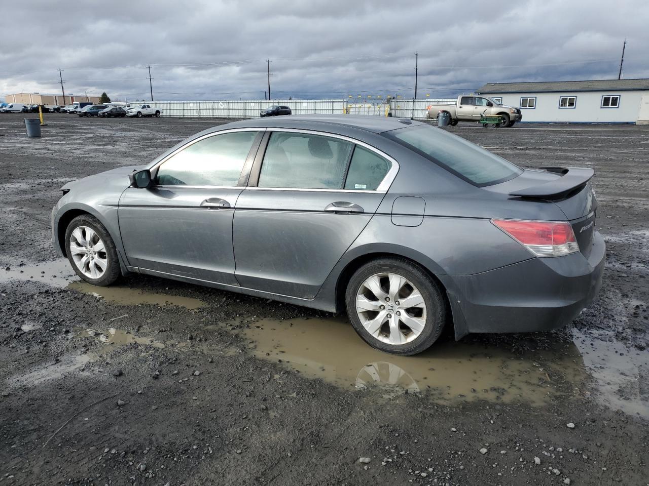2010 HONDA ACCORD EXL - Image 2