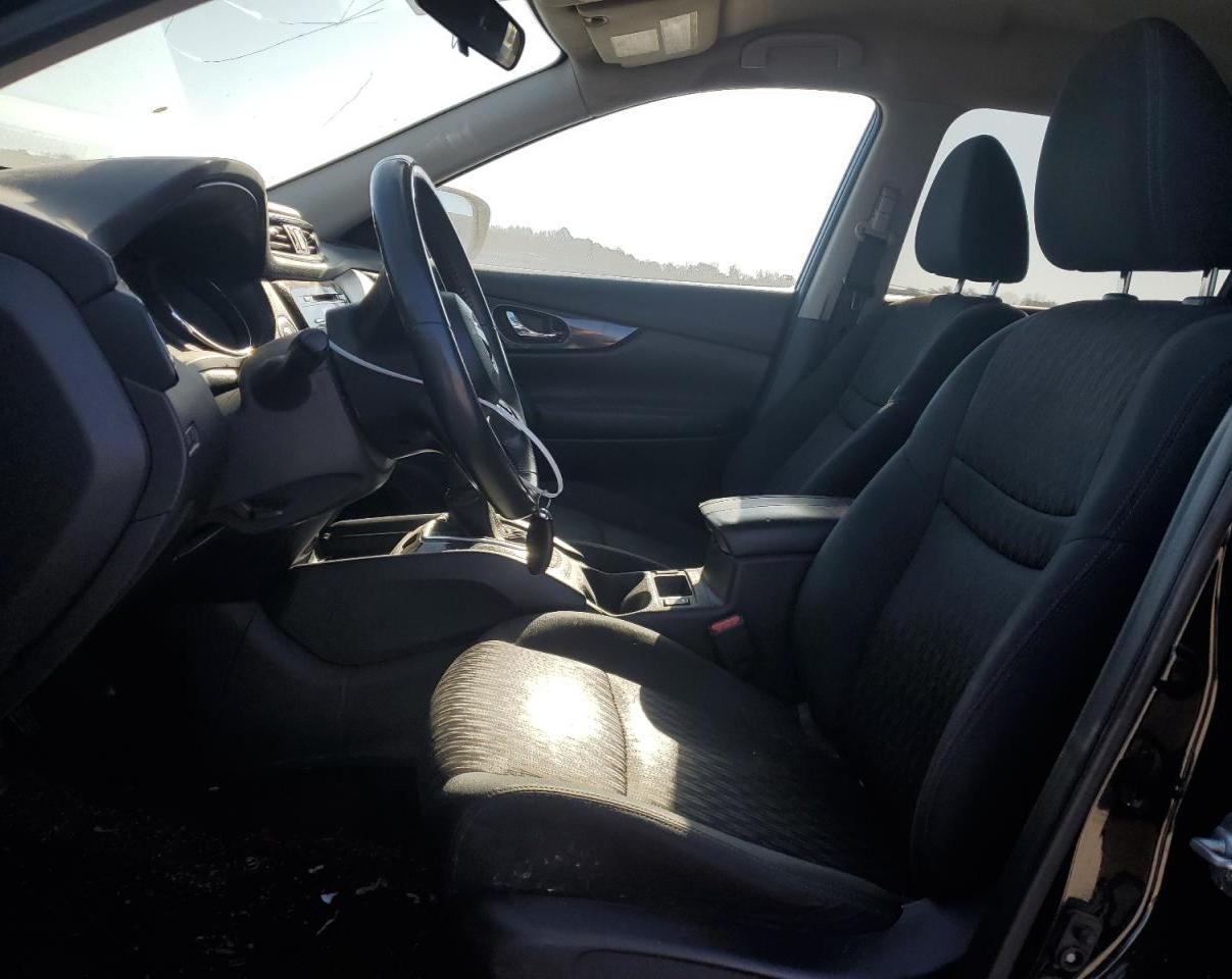 2017 NISSAN ROGUE SV - Image 7