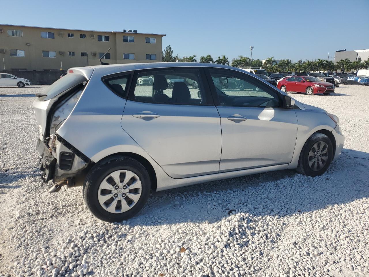 2017 HYUNDAI ACCENT SE - Фото 3