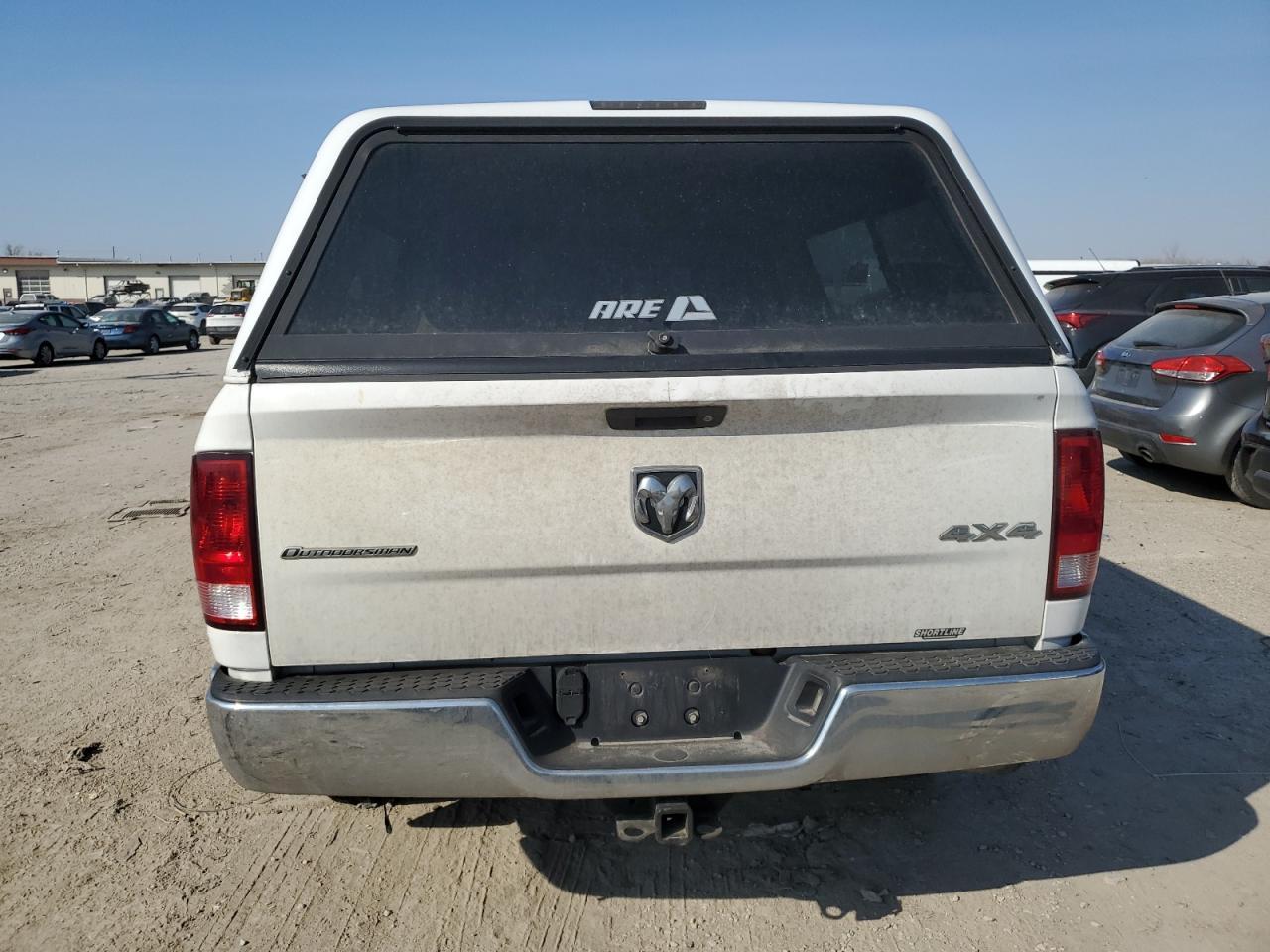 2015 RAM 1500 SLT - Image 6