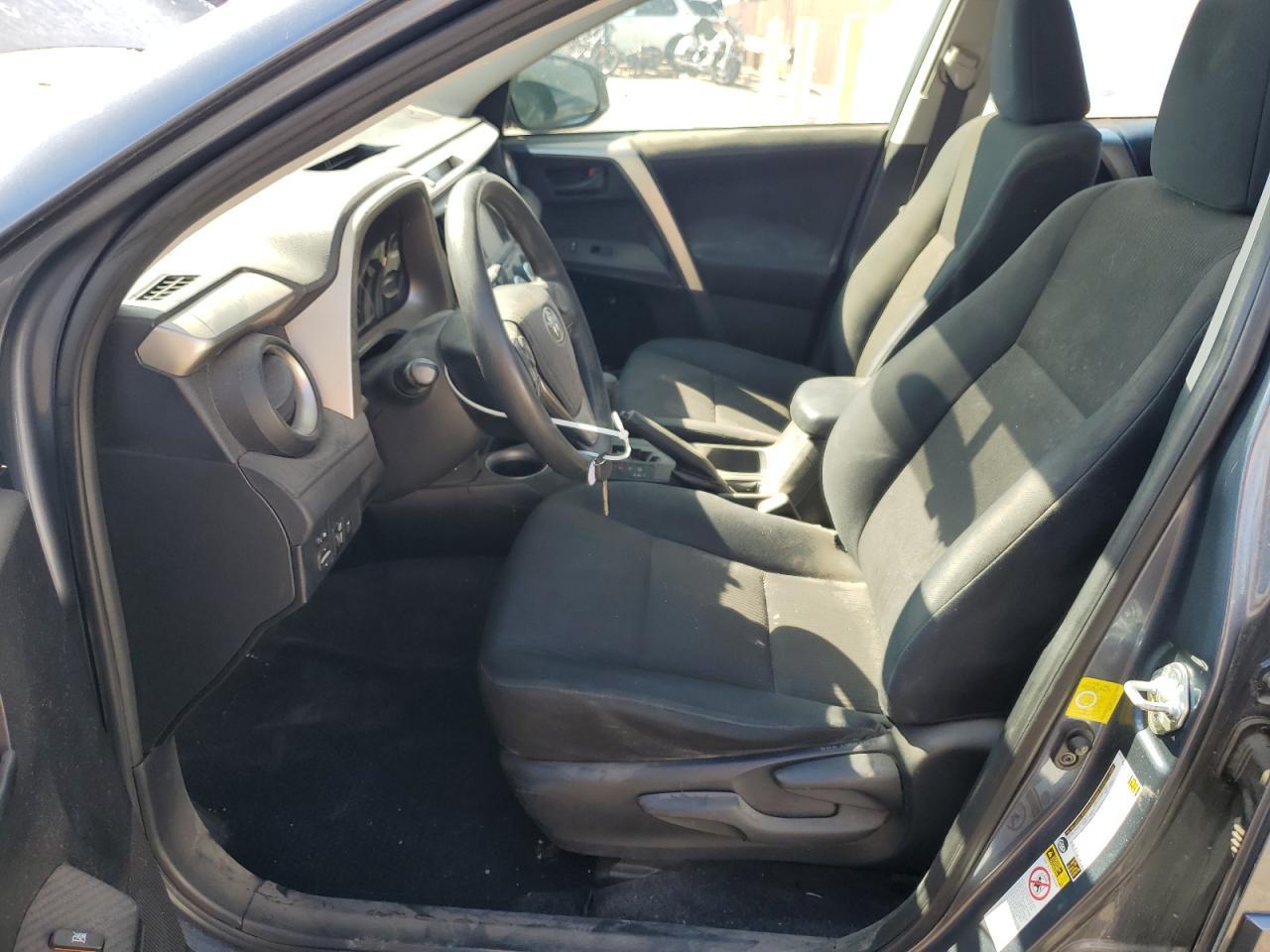 2014 TOYOTA RAV4 LE - Фото 7