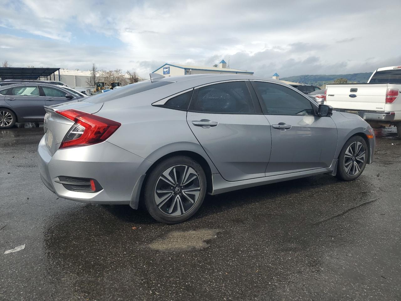 2016 HONDA CIVIC EX - Фото 3