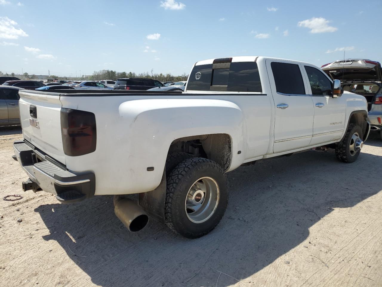 2016 GMC SIERRA K35 - Фото 3