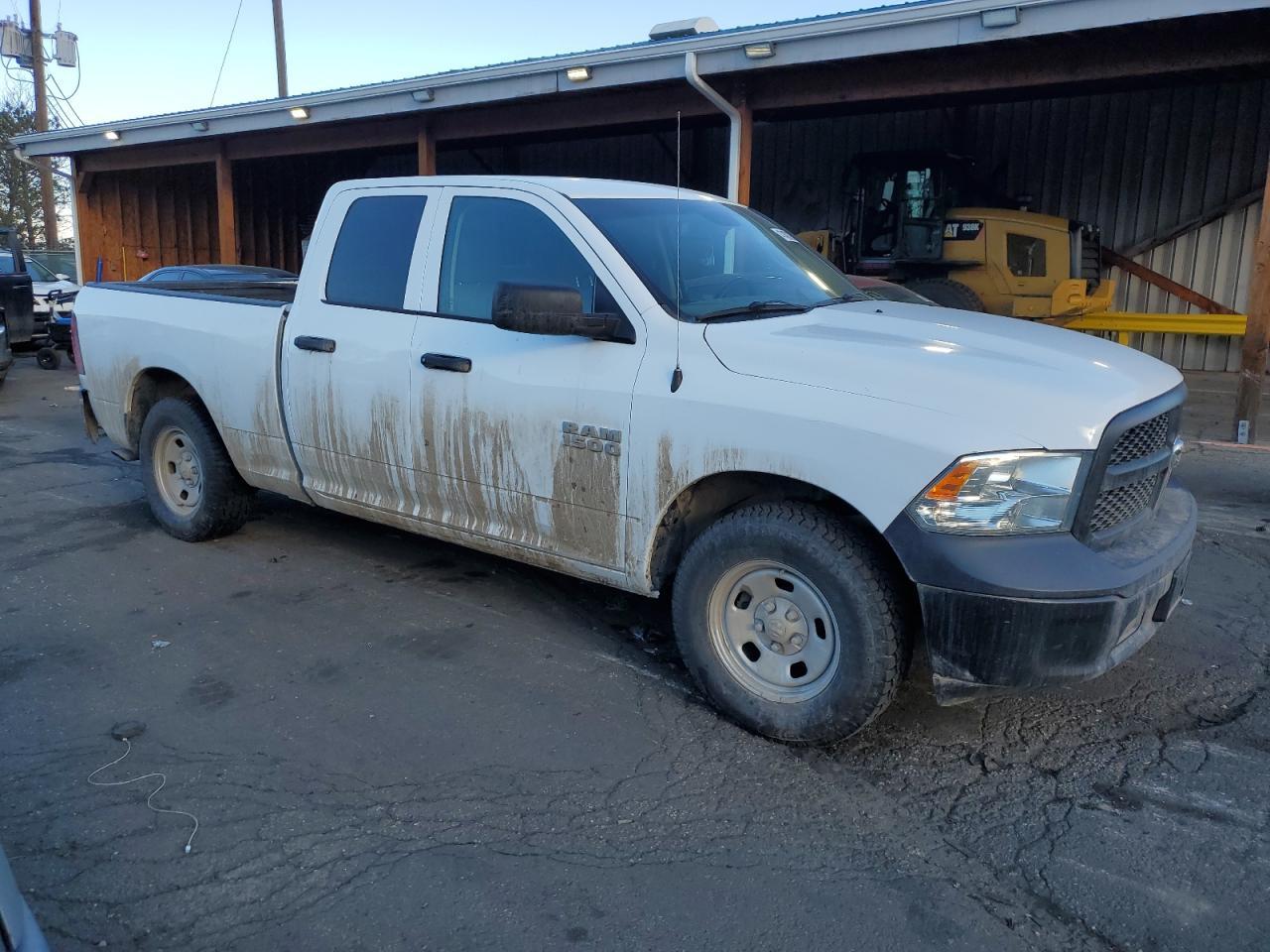 2018 RAM 1500 ST - Image 4