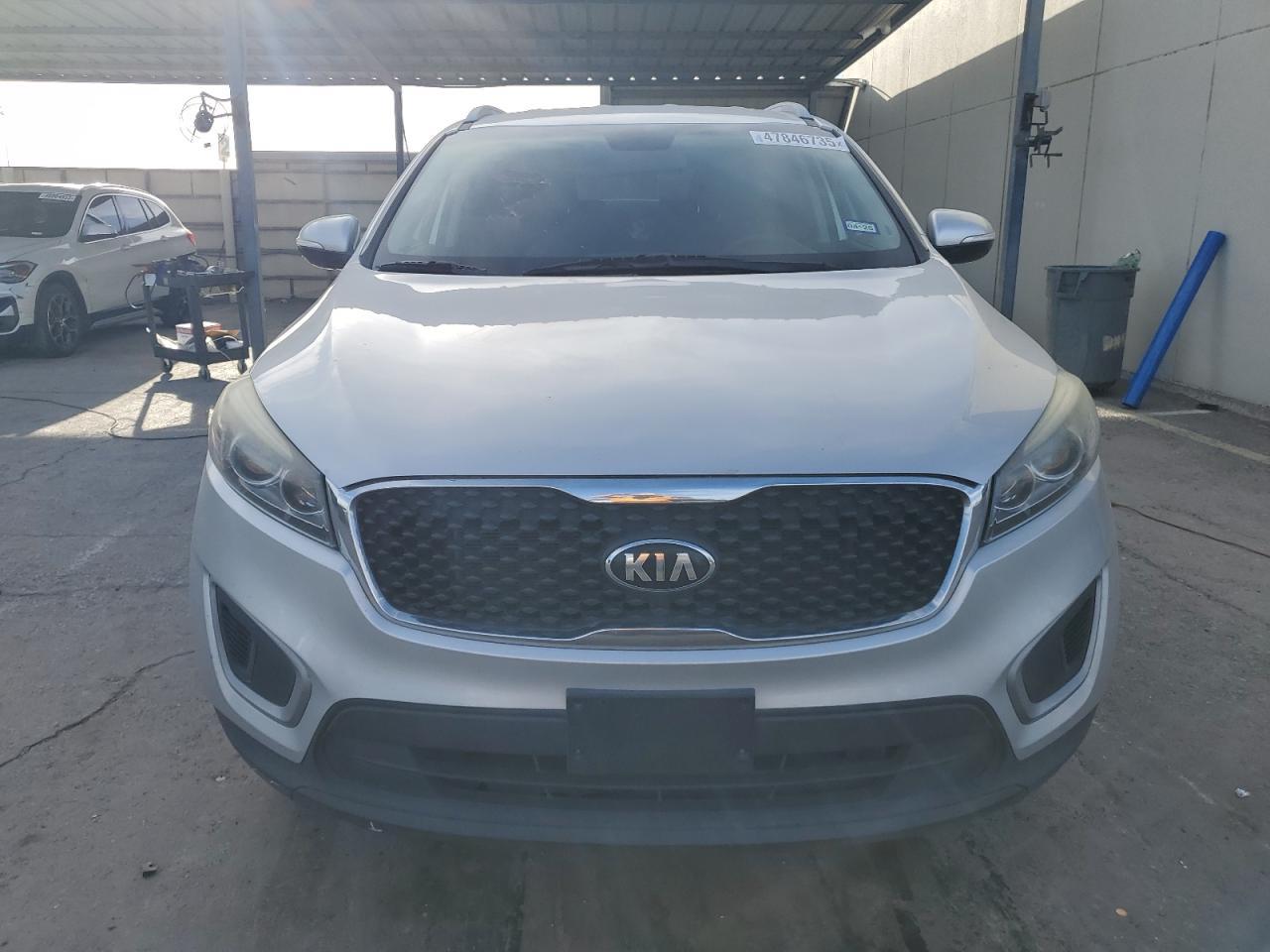 2017 KIA SORENTO LX - Фото 5