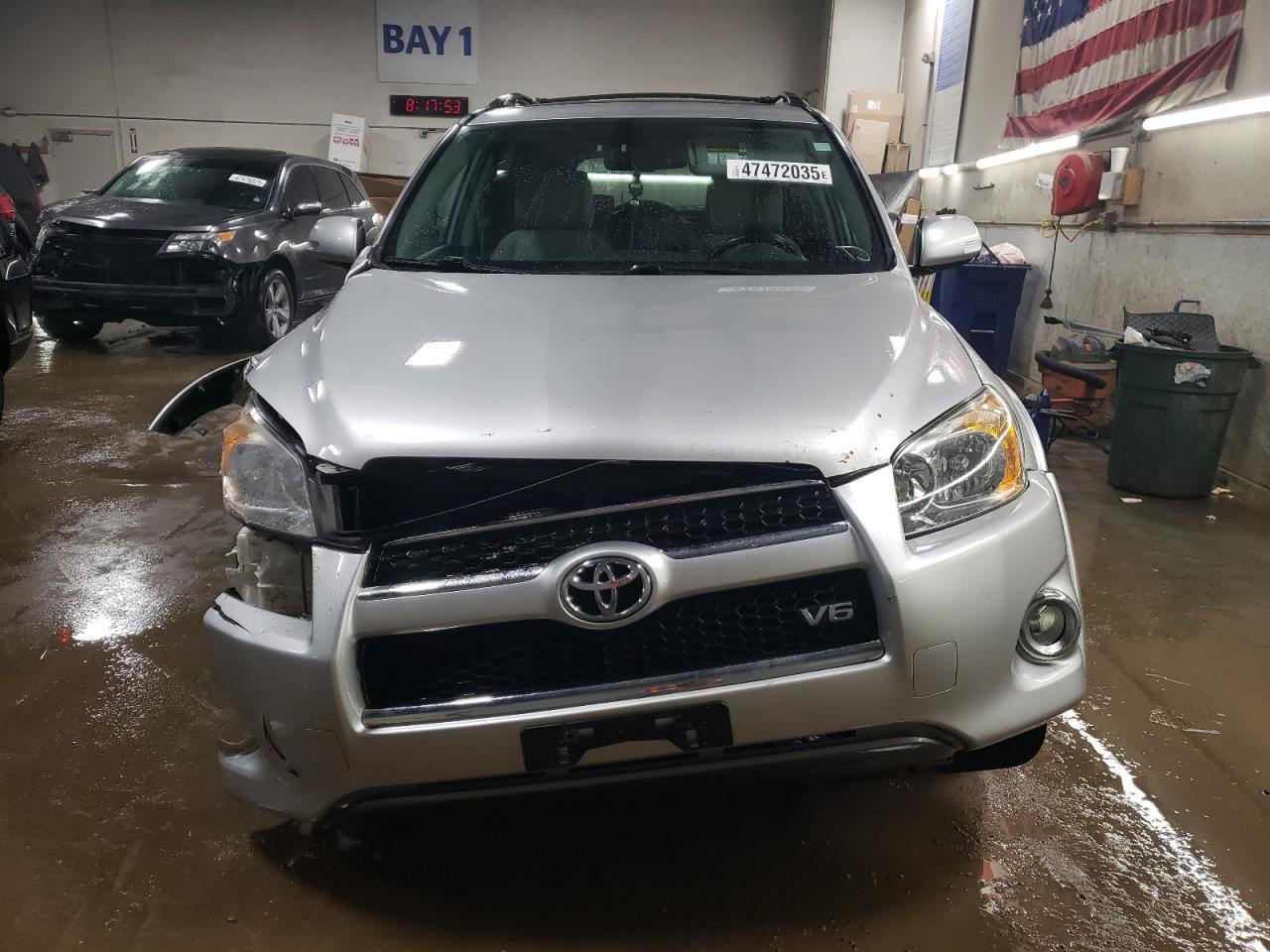 2011 TOYOTA RAV4 LIMIT - Фото 5