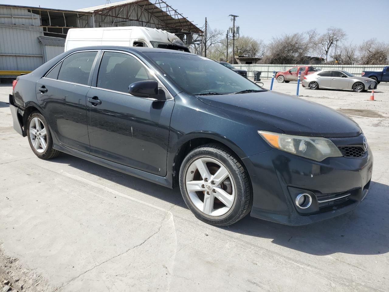 2012 TOYOTA CAMRY BASE - Image 4