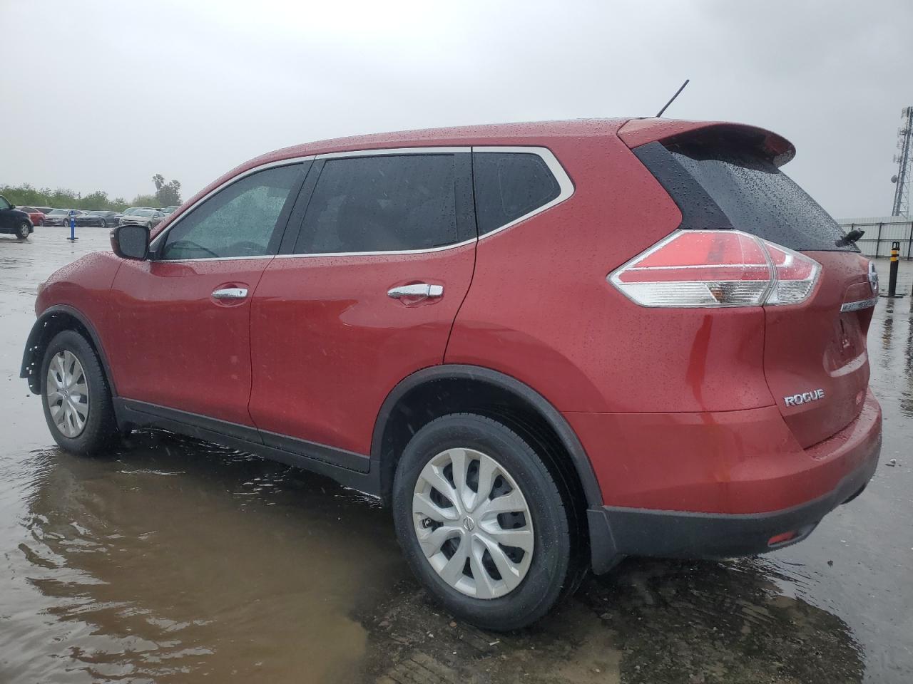 2015 NISSAN ROGUE S - Image 2