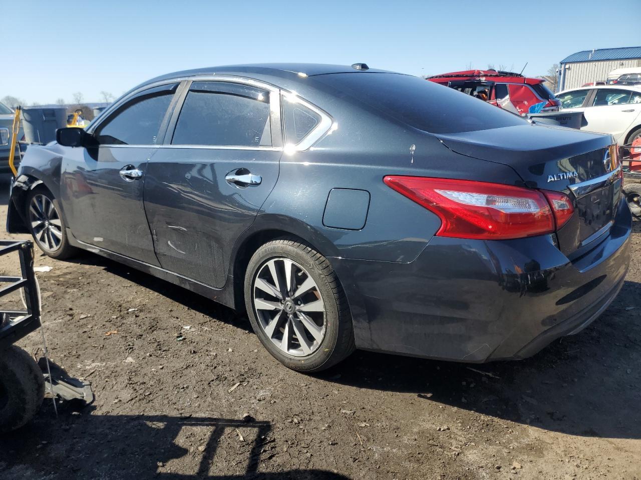 2017 NISSAN ALTIMA 2.5 - Фото 2