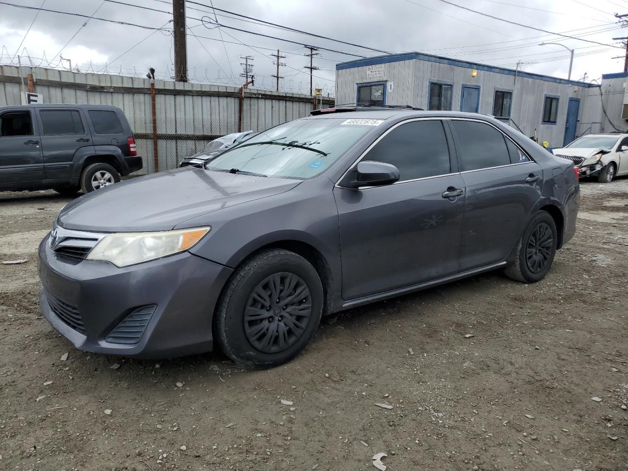 2014 TOYOTA CAMRY L