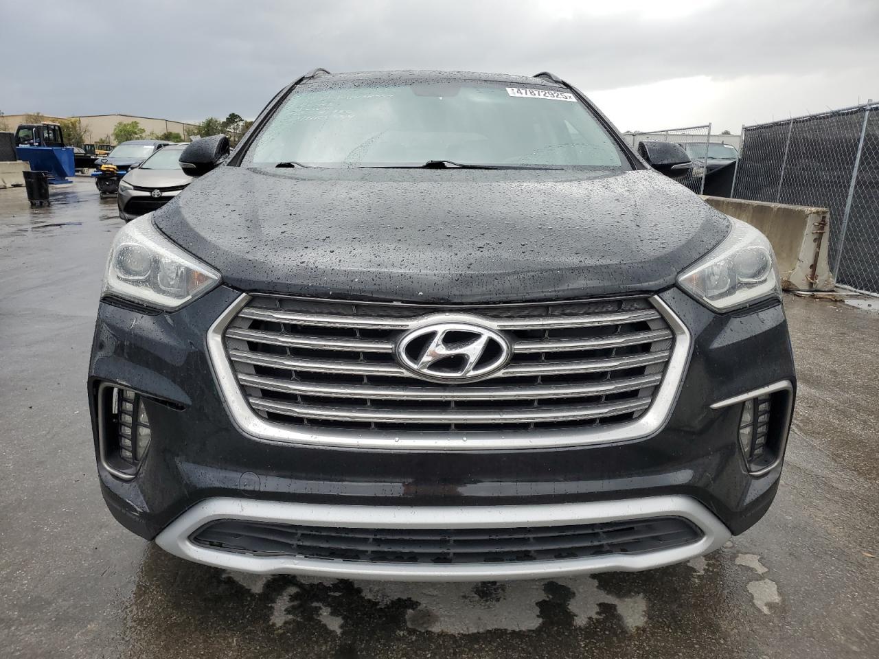 2017 HYUNDAI SANTA FE S - Image 5