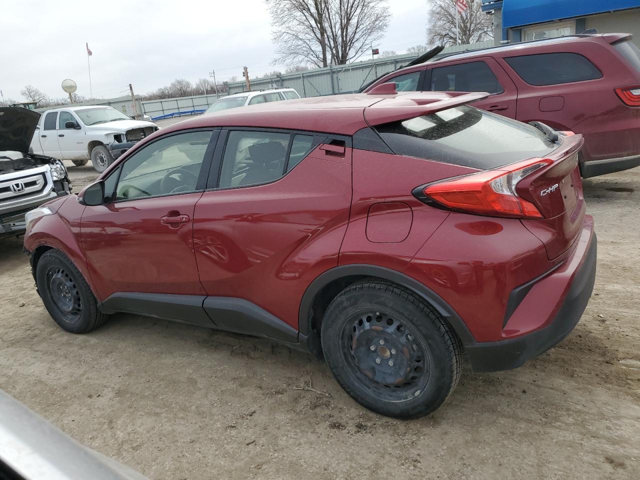 2019 TOYOTA C-HR XLE - Фото 2