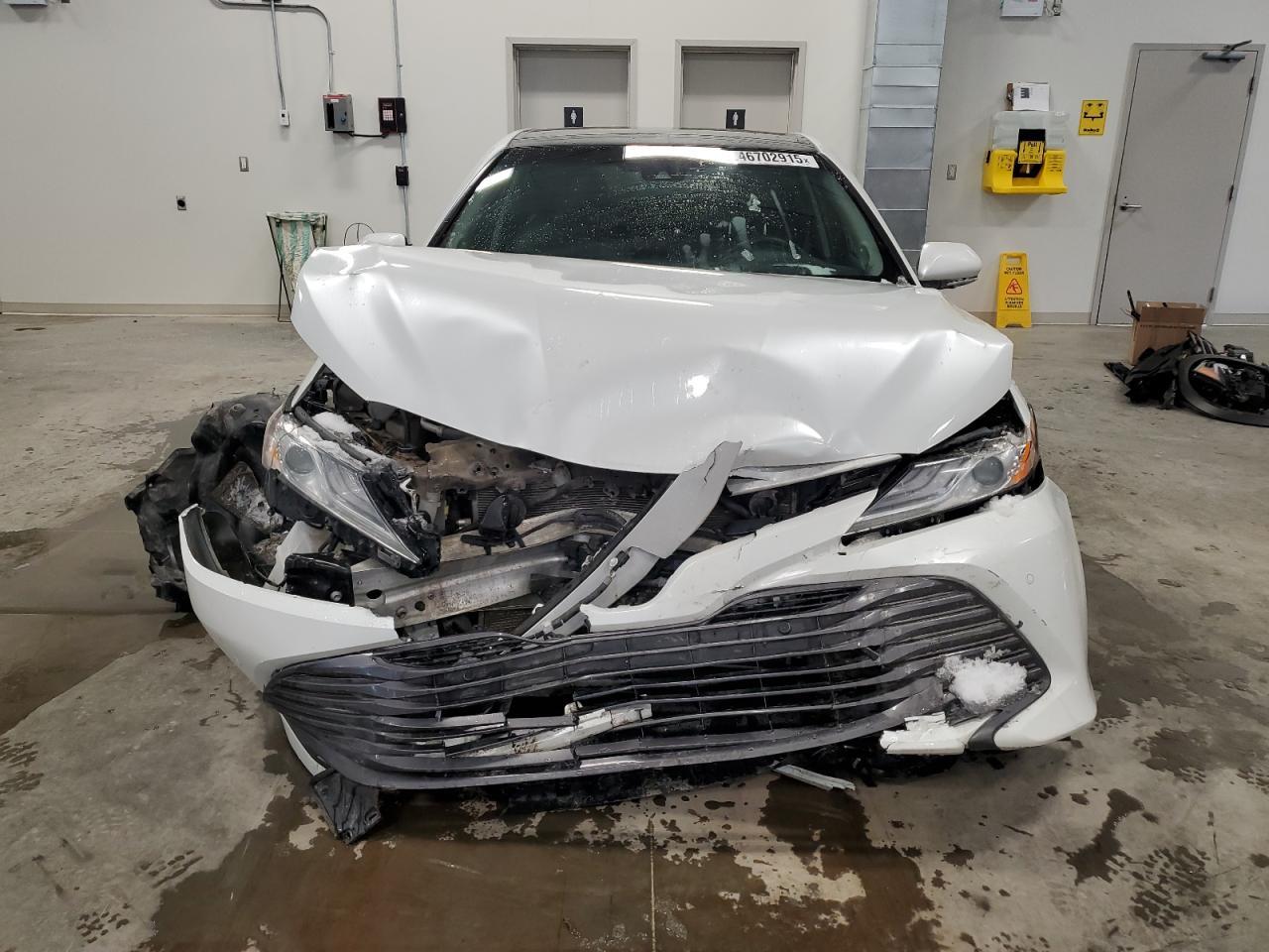 2018 TOYOTA CAMRY XSE - Фото 5