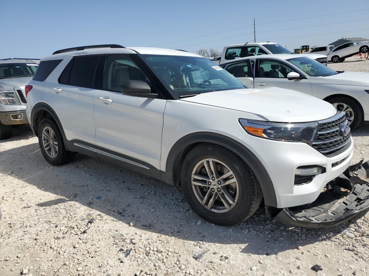 2023 FORD EXPLORER X - Image 4