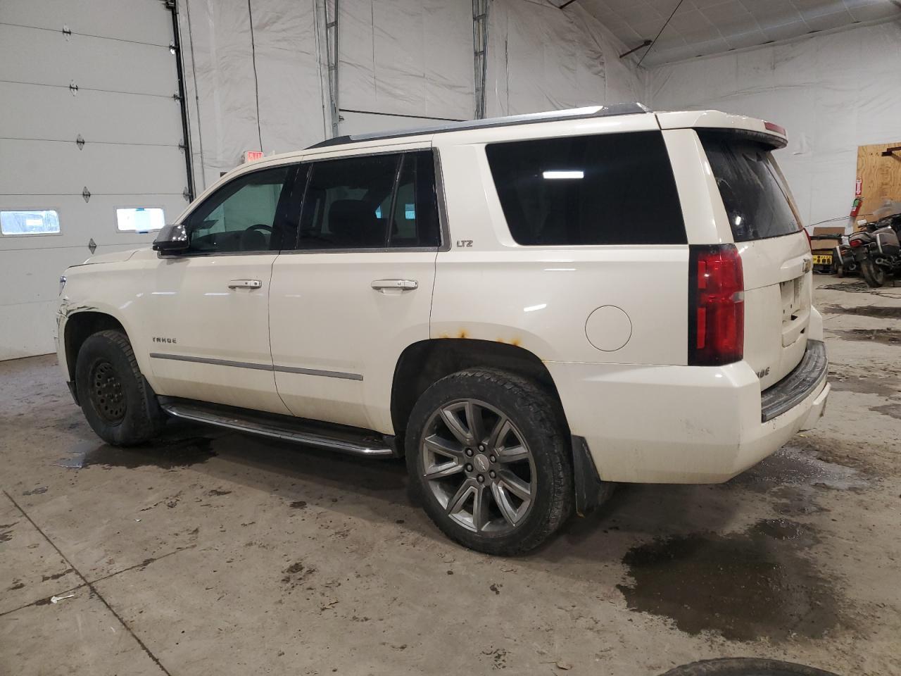 2015 CHEVROLET TAHOE K150 - Фото 2