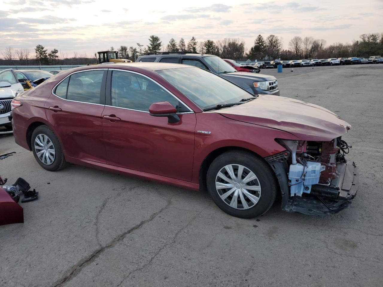 2020 TOYOTA CAMRY LE - Image 4