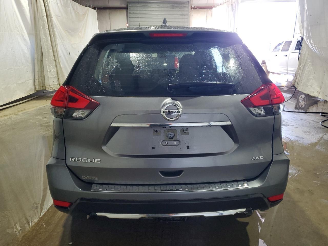 2017 NISSAN ROGUE S - Image 6