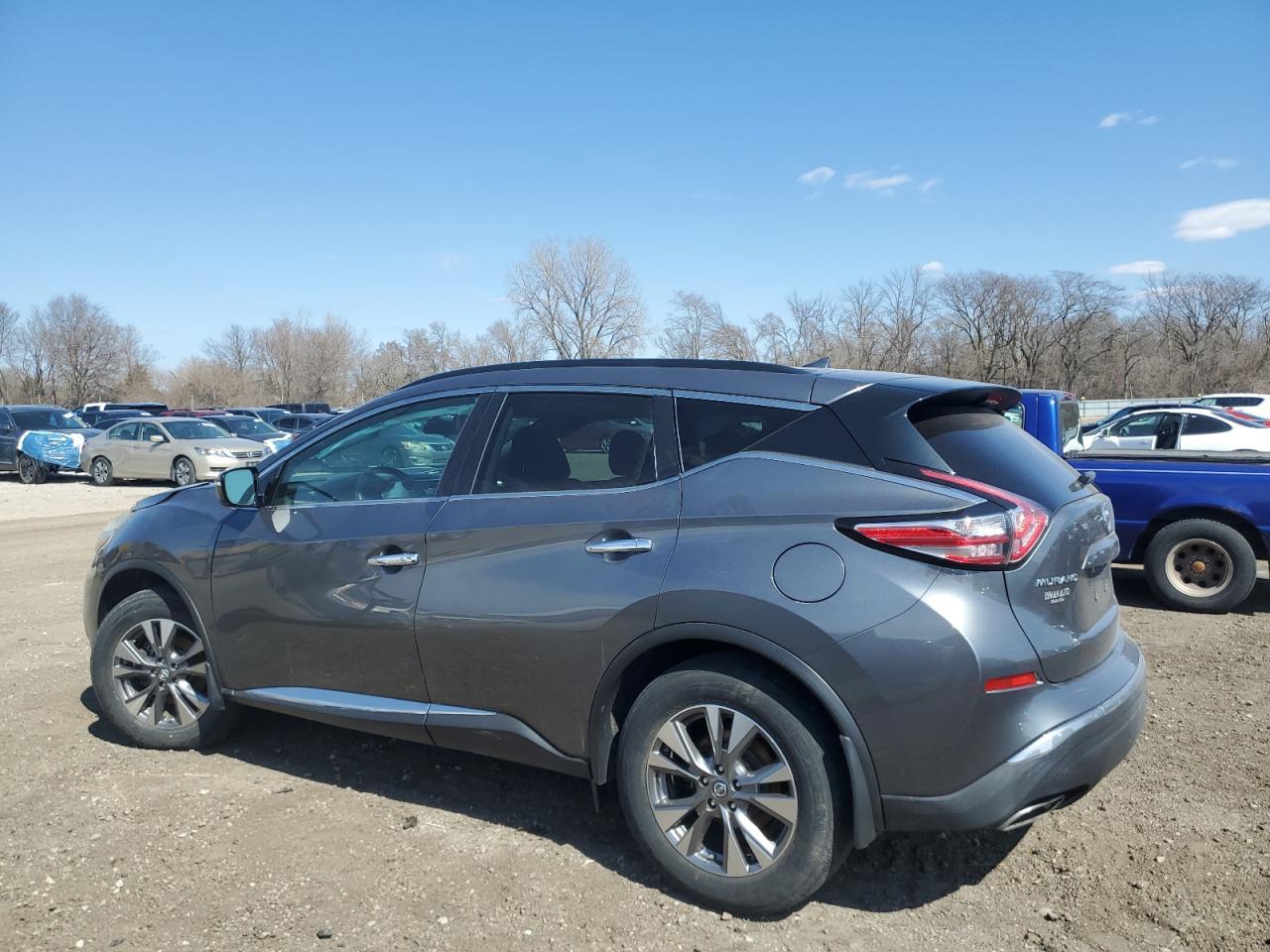 2015 NISSAN MURANO S - Image 2