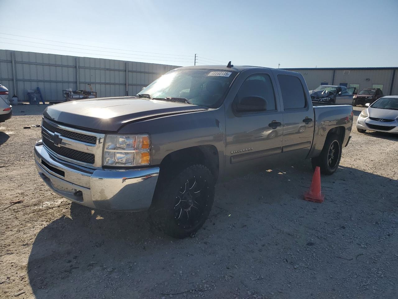 2013 CHEVROLET SILVERADO