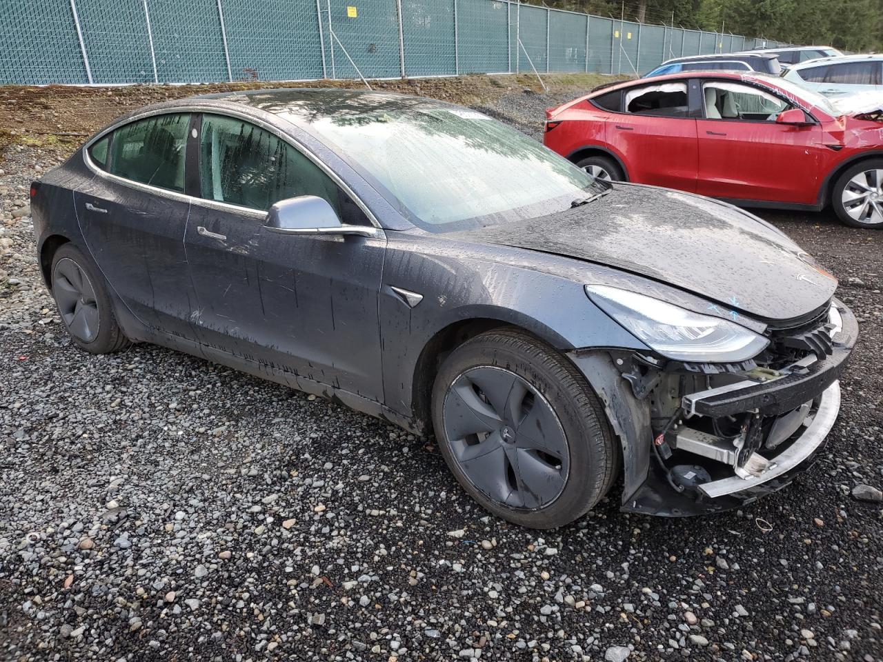 2019 TESLA MODEL 3 - Image 4