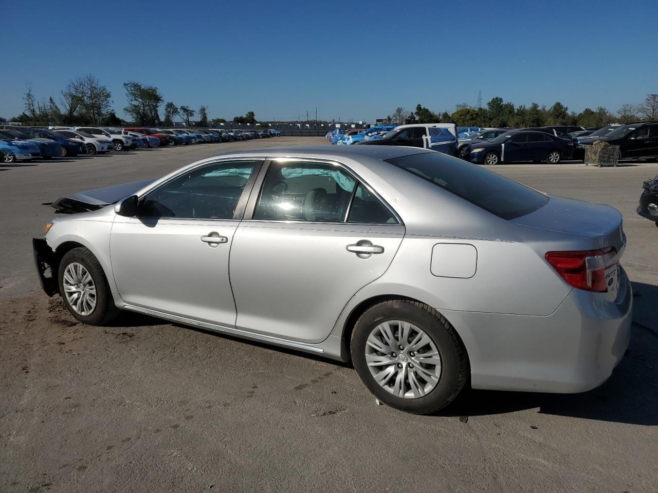2014 TOYOTA CAMRY L - Image 2