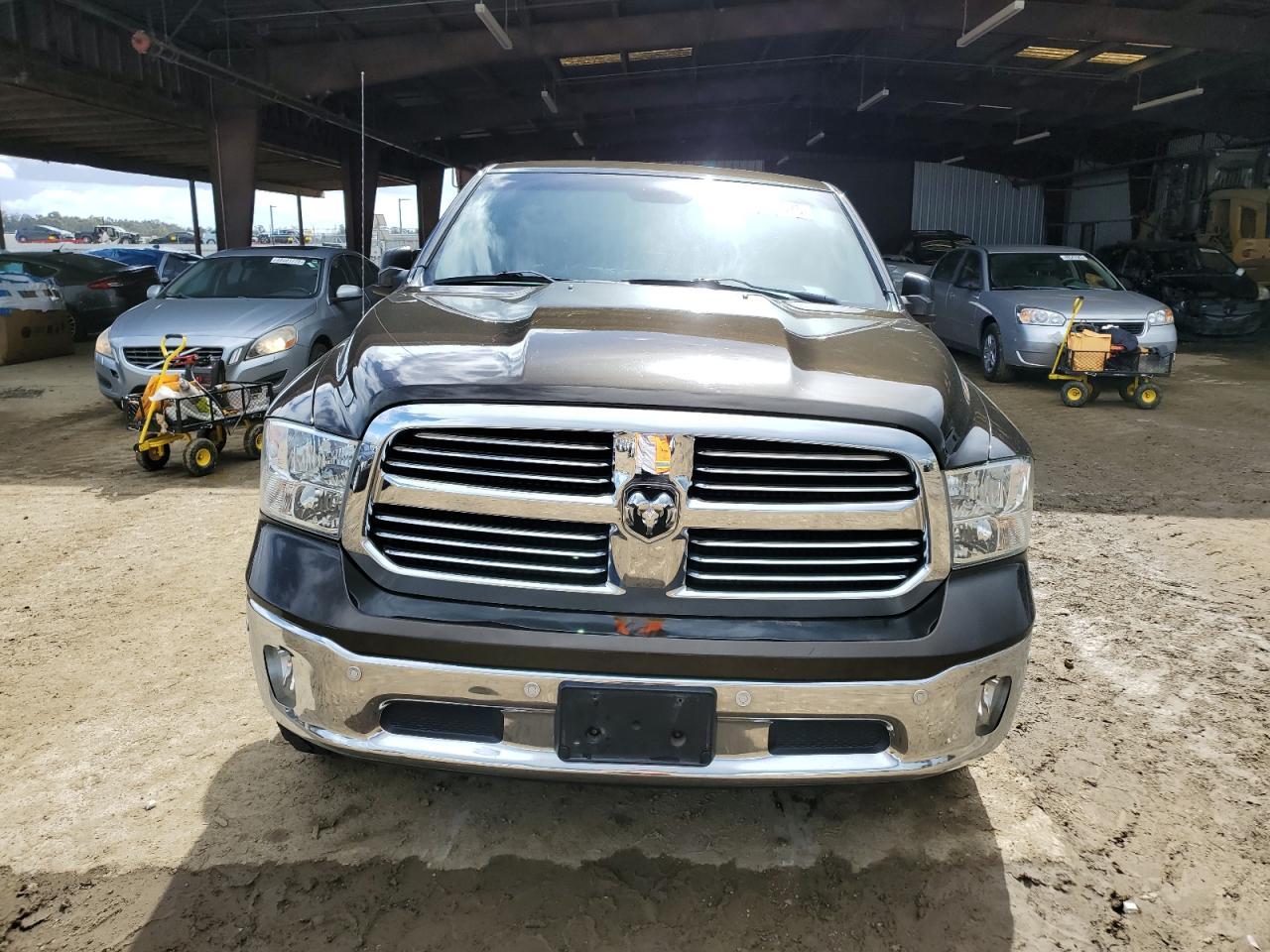 2014 RAM 1500 SLT - Фото 5