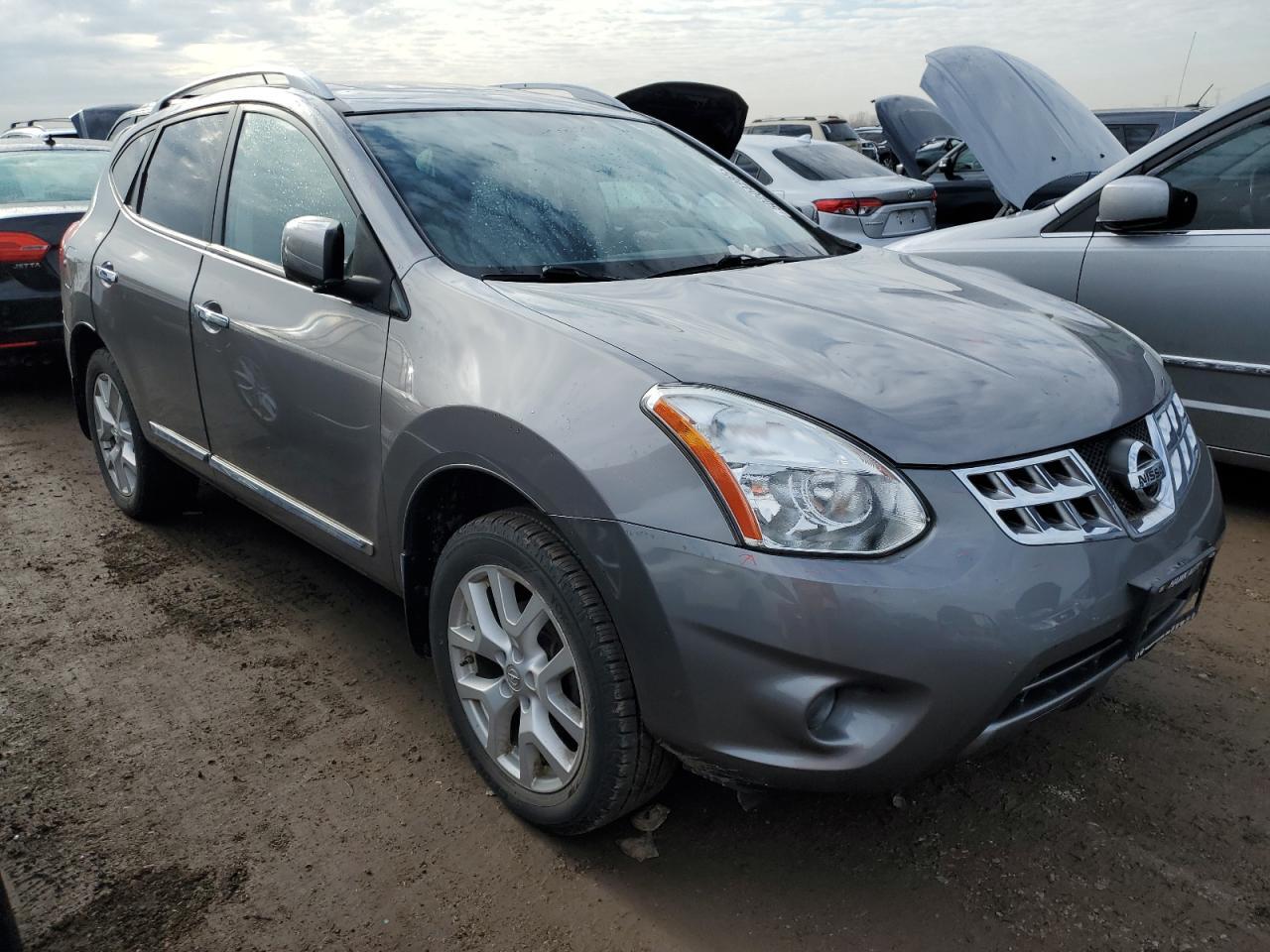 2013 NISSAN ROGUE S - Фото 4