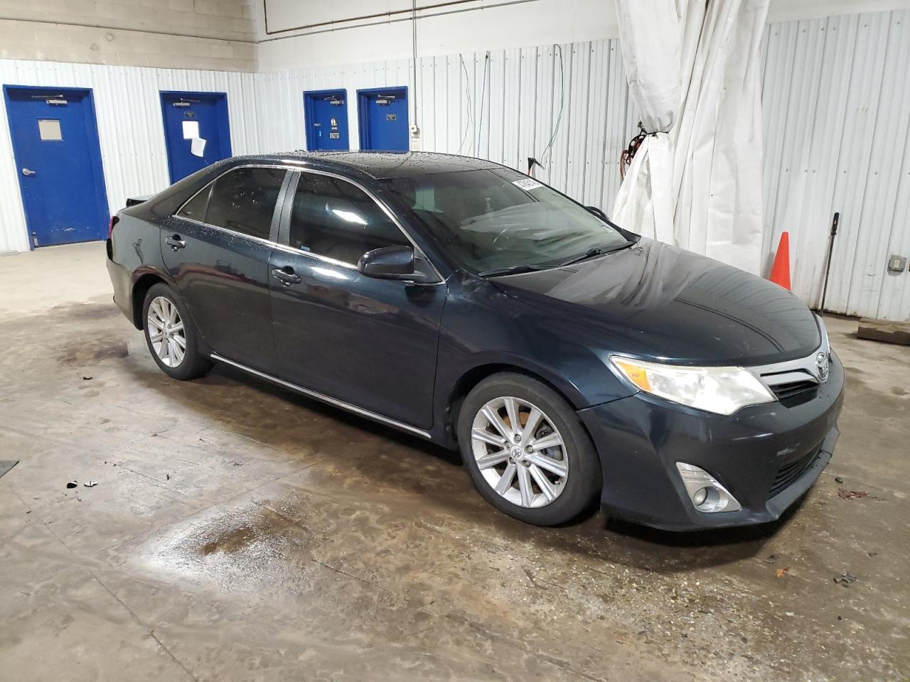 2012 TOYOTA CAMRY SE - Image 4