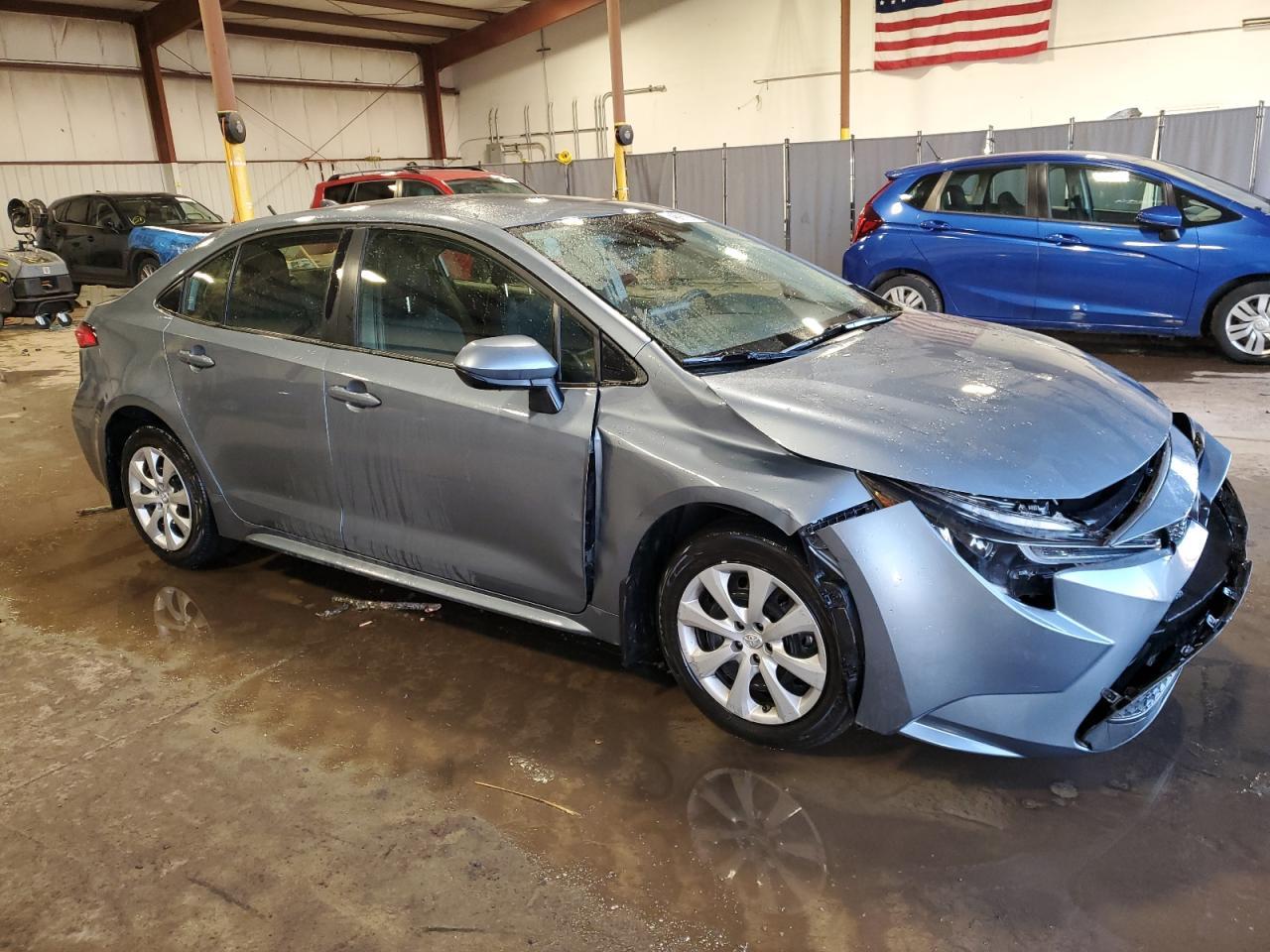 2021 TOYOTA COROLLA LE - Фото 4