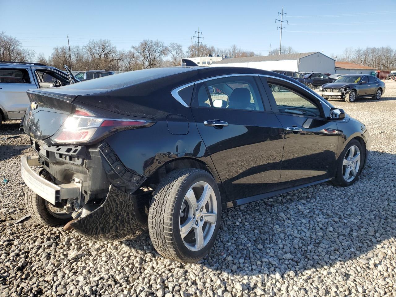 2017 CHEVROLET VOLT LT - Image 3