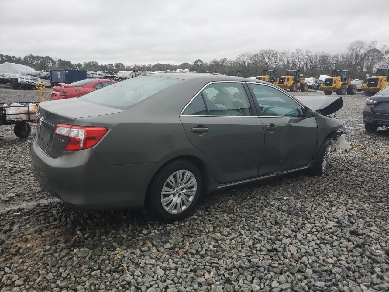 2013 TOYOTA CAMRY L - Image 3