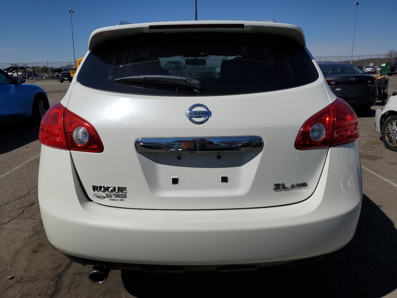 2013 NISSAN ROGUE S - Image 6