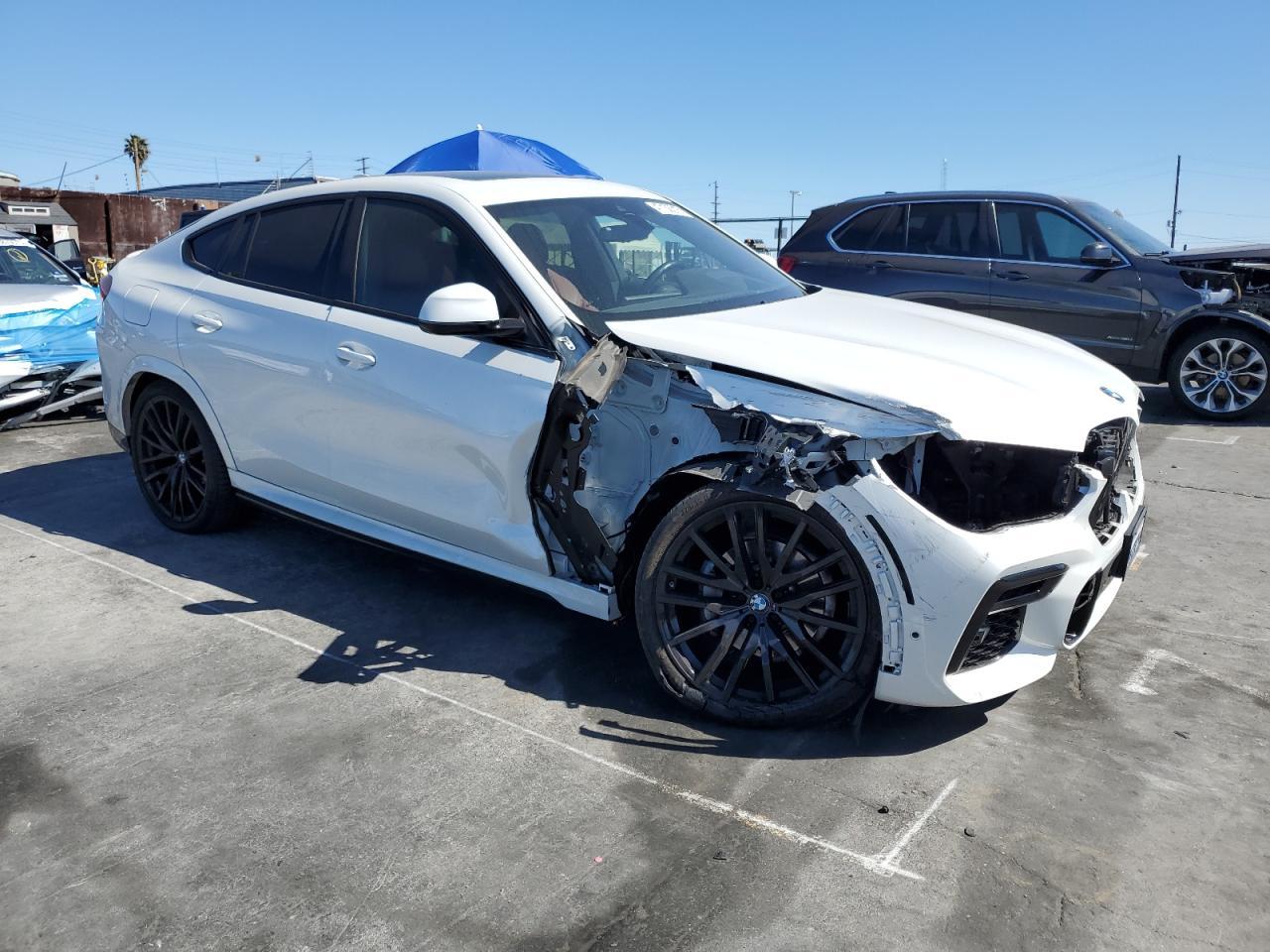 2022 BMW X6 XDRIVE4 - Image 4
