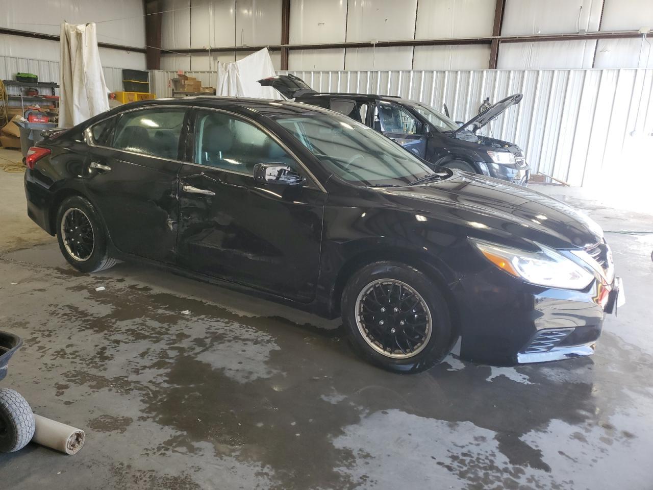 2016 NISSAN ALTIMA 2.5 - Фото 4