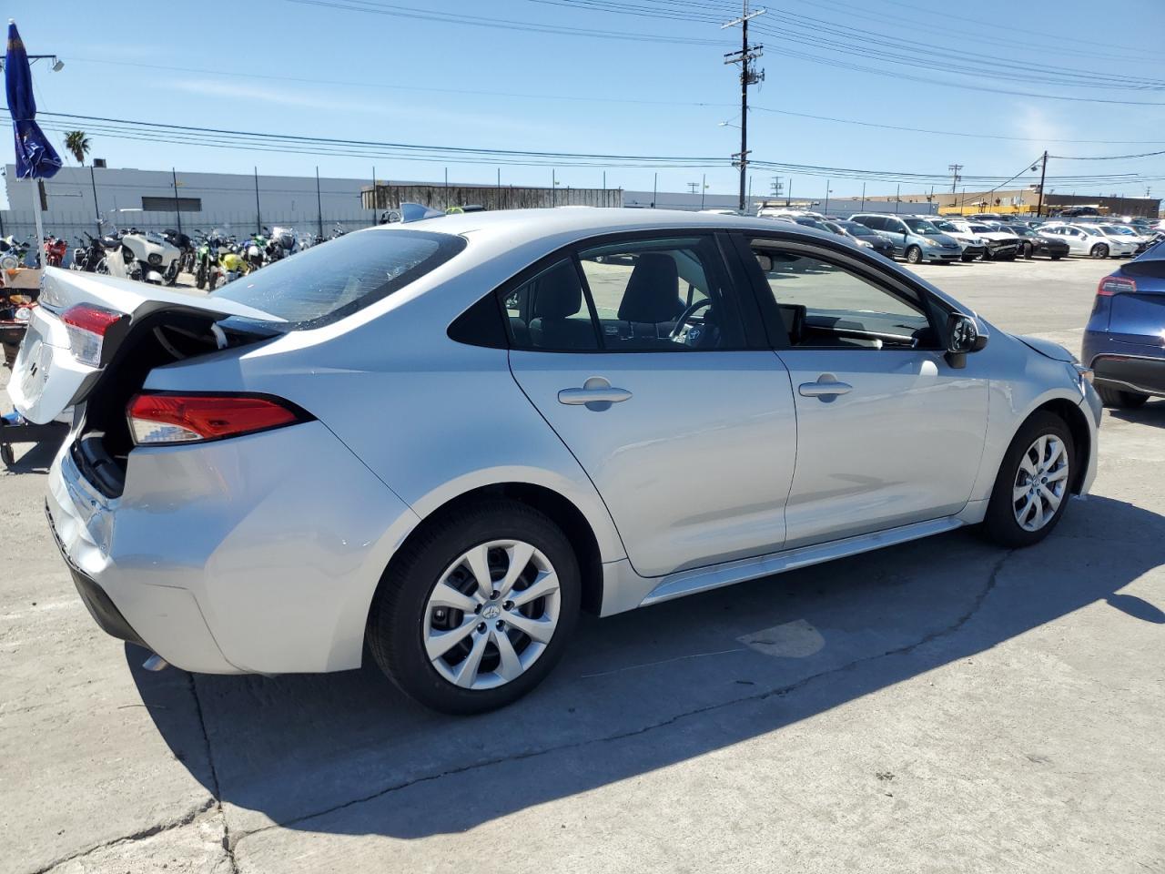 2025 TOYOTA COROLLA LE - Image 3