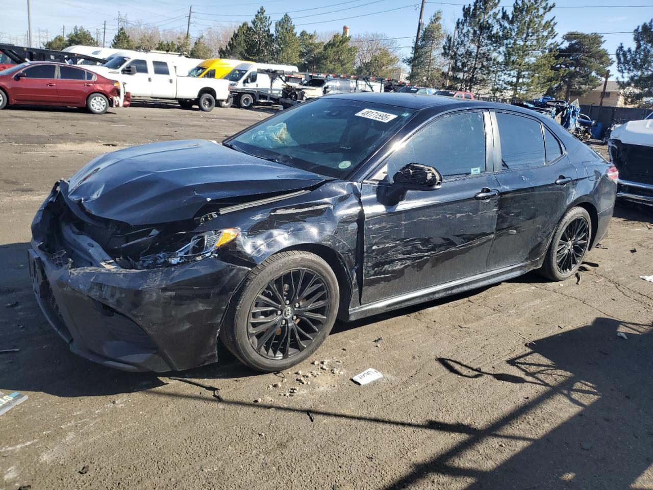 2020 TOYOTA CAMRY SE