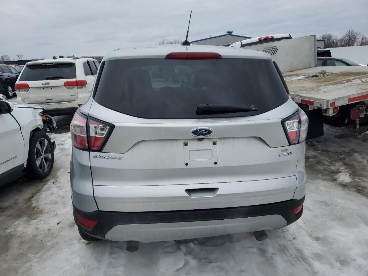 2017 FORD ESCAPE SE - Image 6