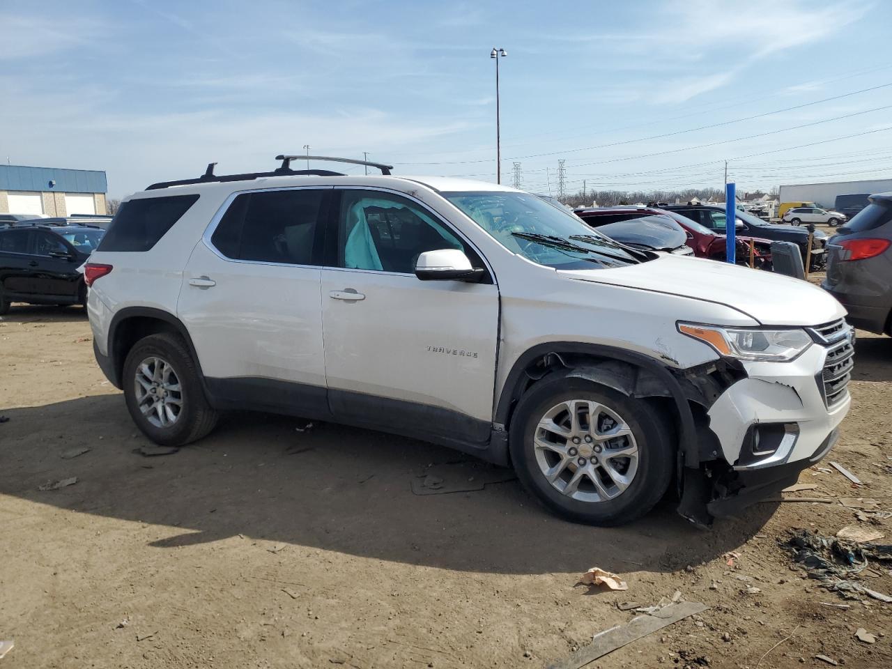 2021 CHEVROLET TRAVERSE L - Фото 4