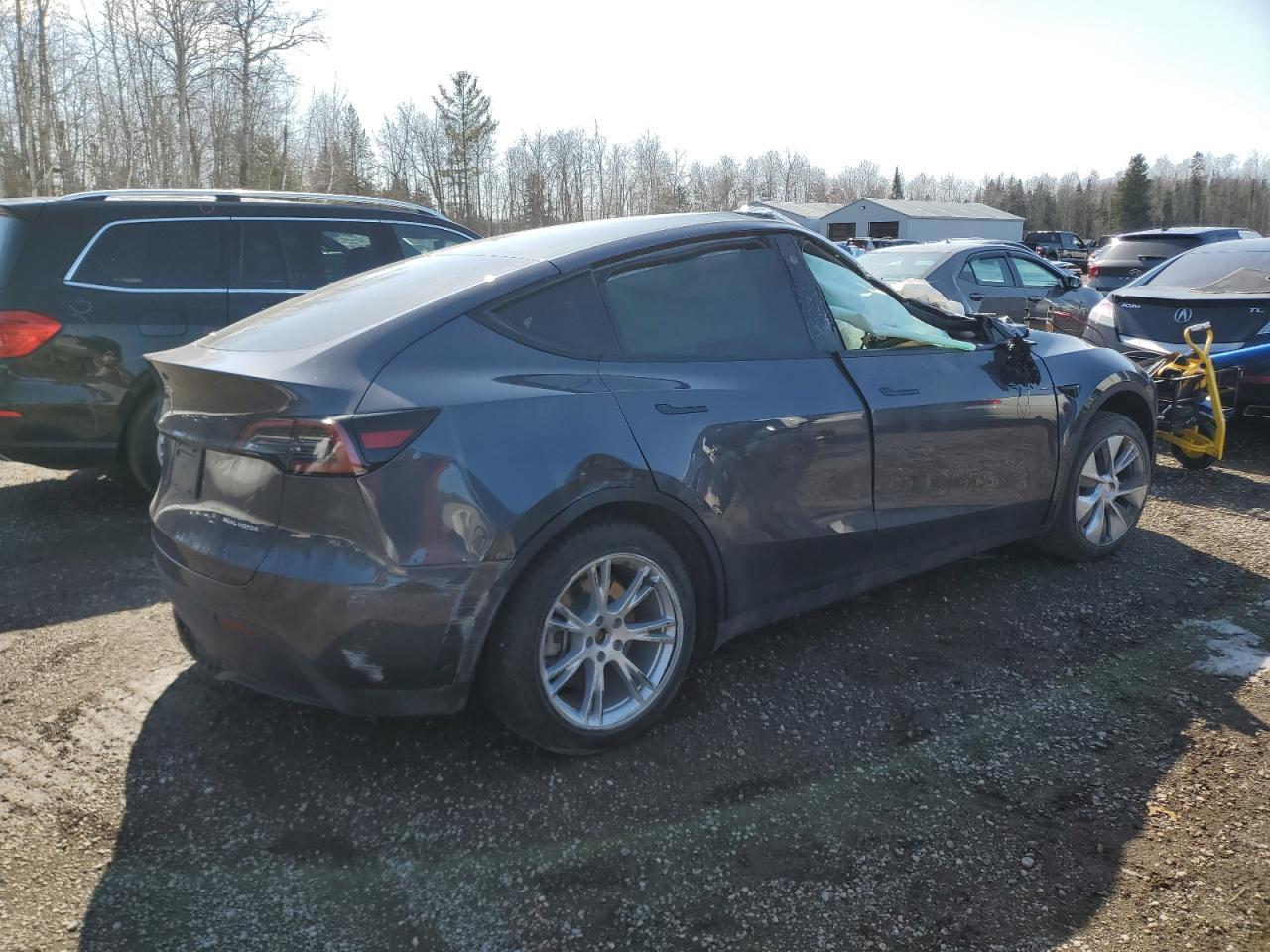 2023 TESLA MODEL Y - Фото 3