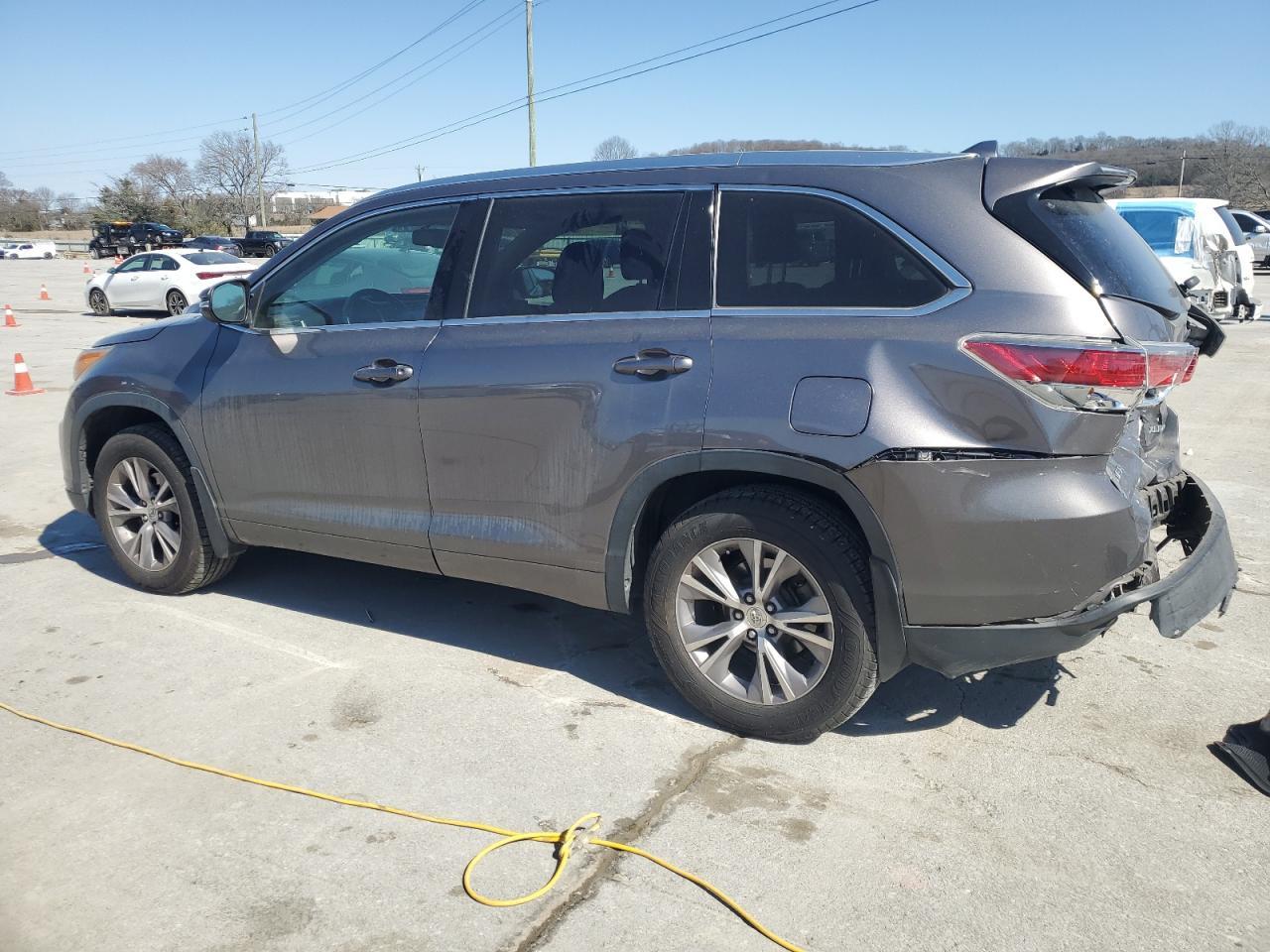 2014 TOYOTA HIGHLANDER - Image 2
