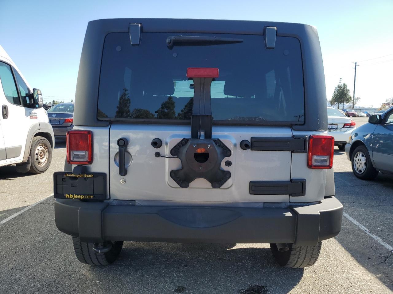 2017 JEEP WRANGLER U - Фото 6