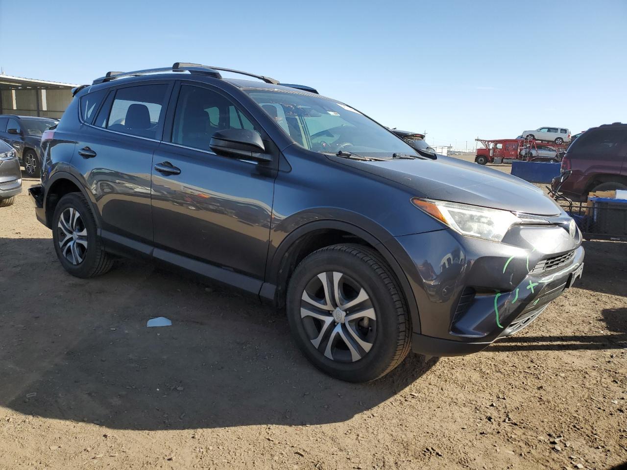 2017 TOYOTA RAV4 LE - Фото 4