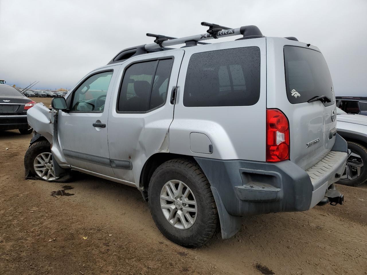2014 NISSAN XTERRA X - Фото 2